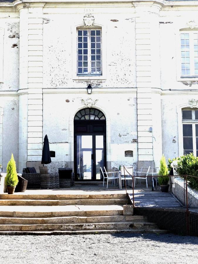Hotel Particulier Chateau Des Marais Proximite Et Vue Sur Le Lac De Grand Lieu Saint-Philbert-de-Grand-Lieu Exterior photo